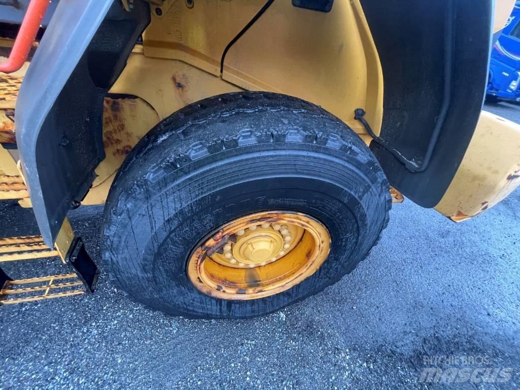Volvo L 90 G Gumikerekes homlokrakodók