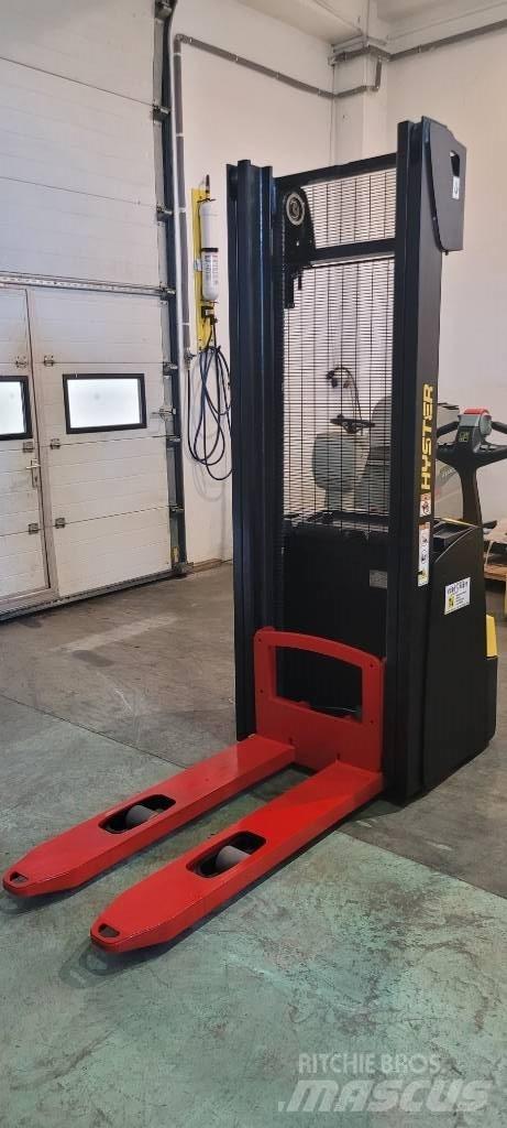 Hyster S 1.2 Gyalogkíséretű targonca