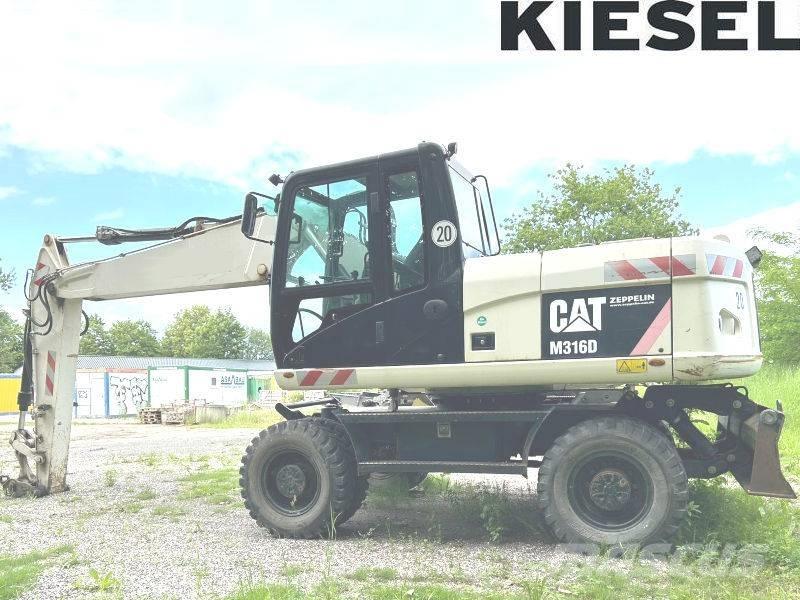 CAT M 316 D Gumikerekes kotrók