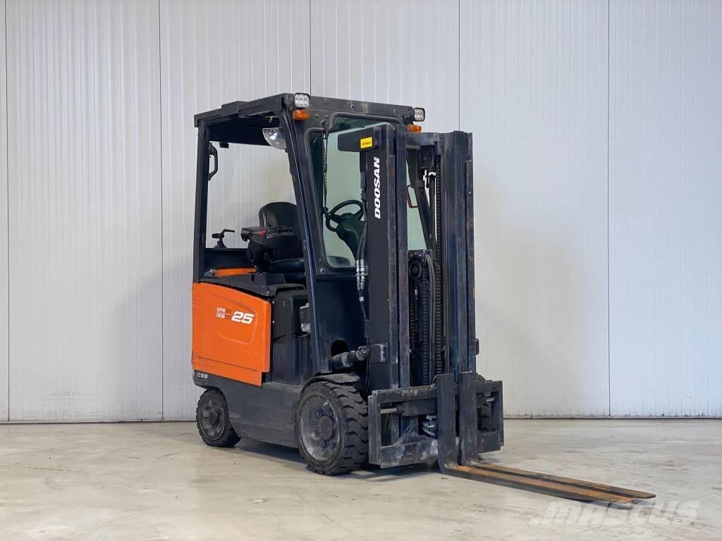 Doosan BC25S-7 Elektromos targoncák
