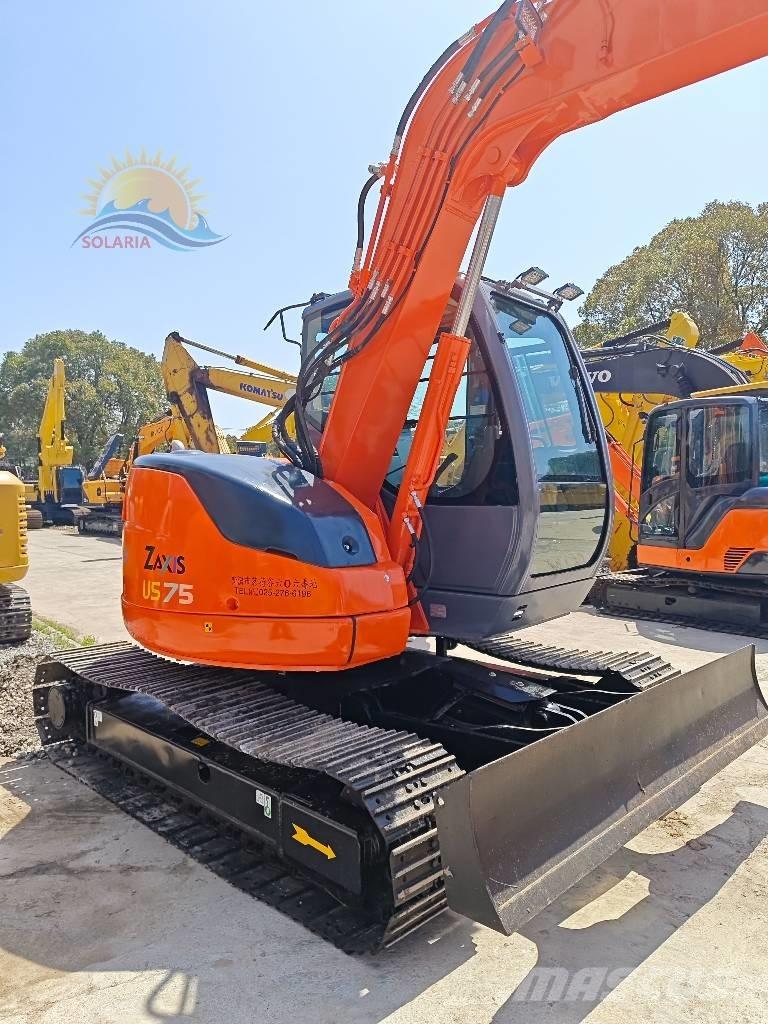 Hitachi ZX 75 Közepes (midi) kotrók 7 t - 12 t