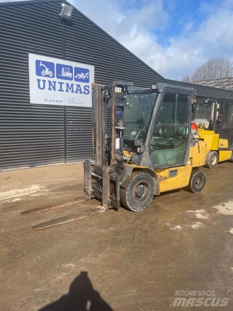 CAT GP 30 Gázüzemű targoncák