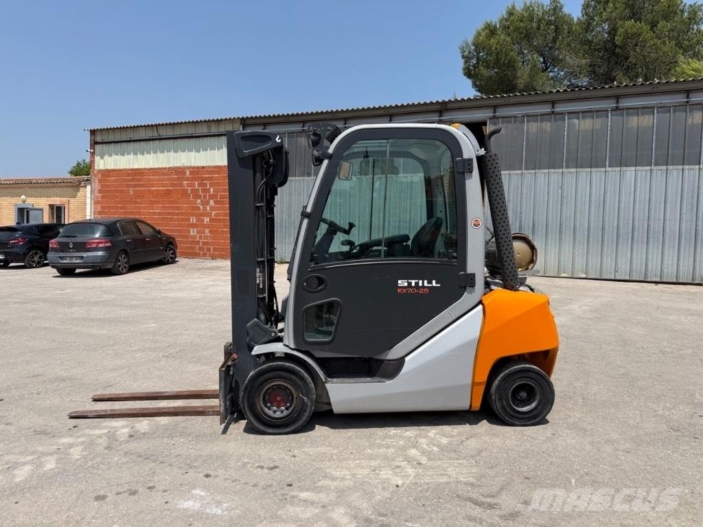 Still RX 70-25 Gázüzemű targoncák