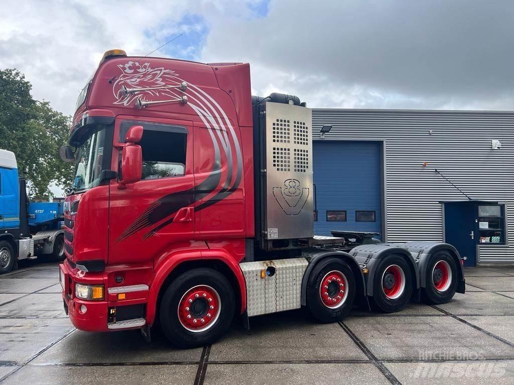 Scania R580 8x4 Nyergesvontatók