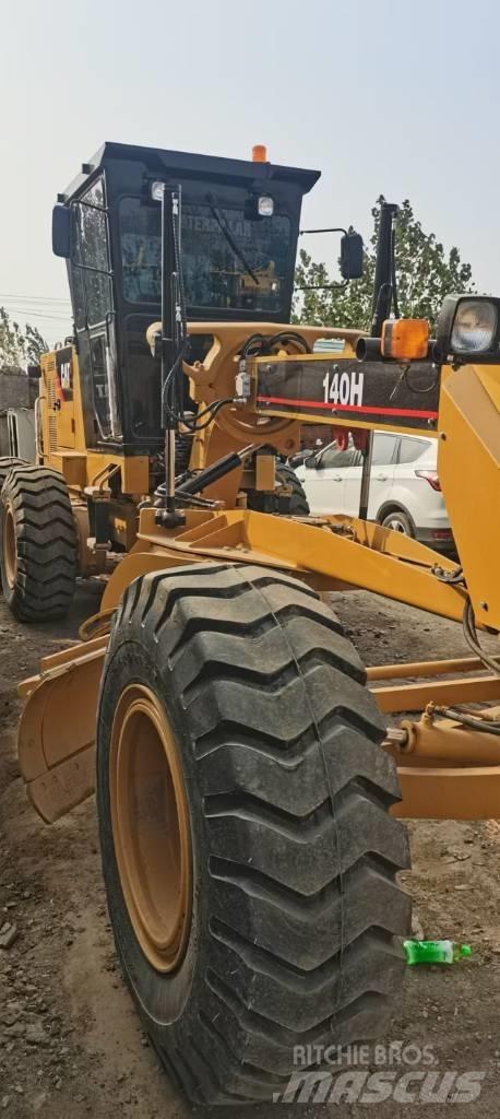 CAT 140 H Gréderek