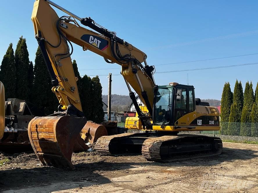 CAT 324 D Lánctalpas kotrók