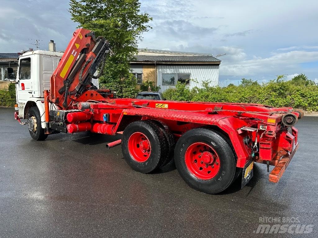 Scania P 93 M Darus teherautók