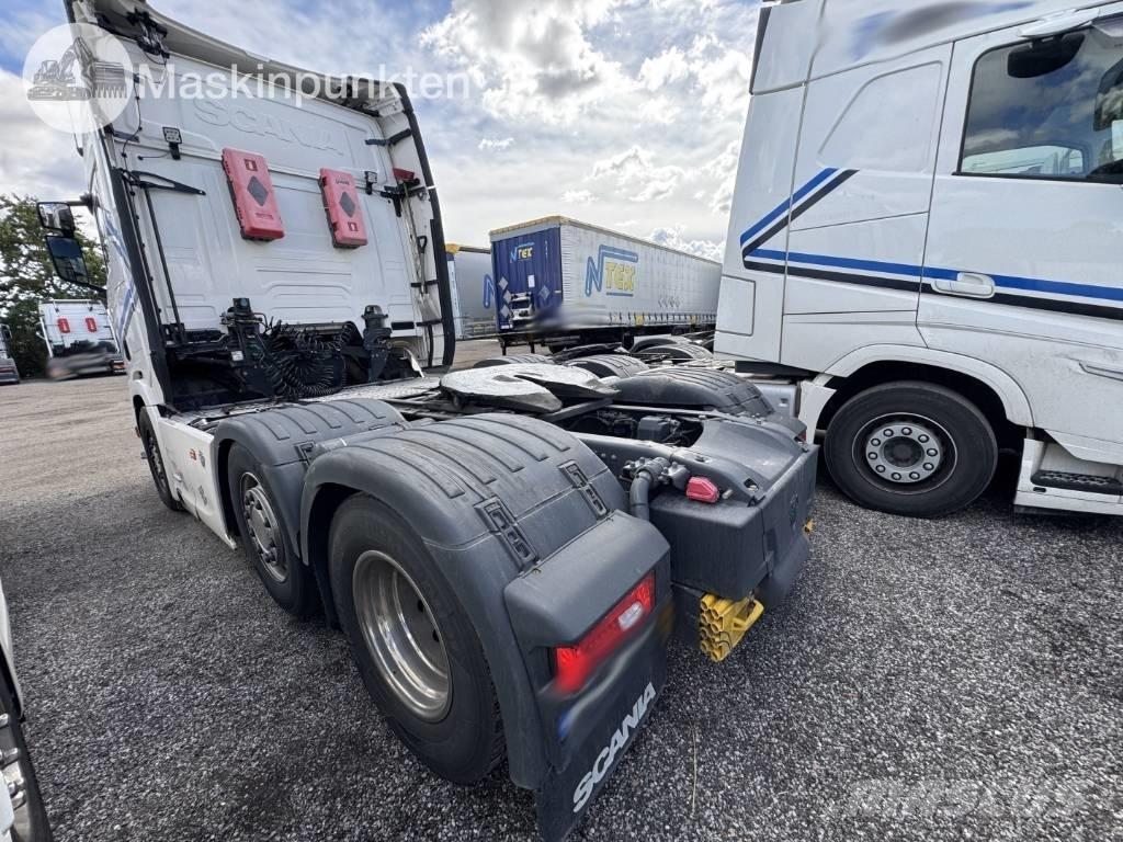 Scania R 520 Nyergesvontatók