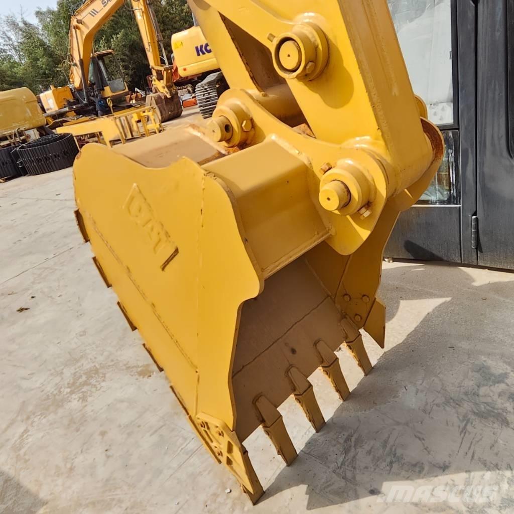 CAT 308 D Közepes (midi) kotrók 7 t - 12 t
