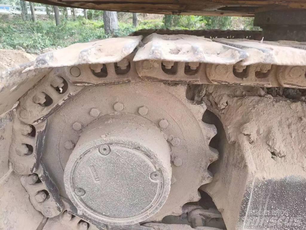 CAT 307E2 Lánctalpas kotrók
