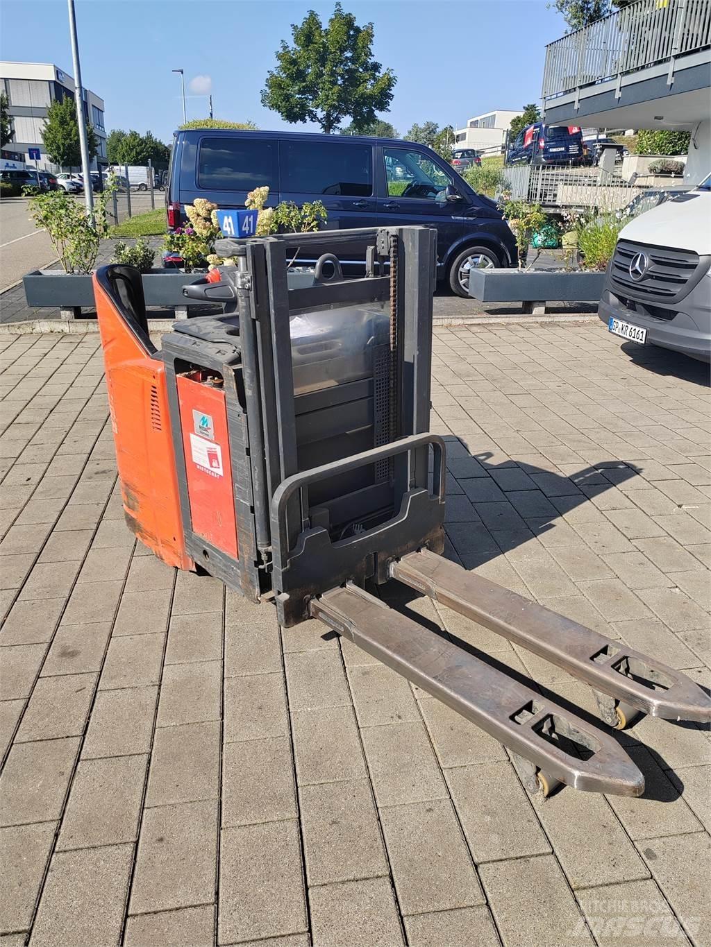 Linde L12 LHP SP Gyalogkíséretű targonca
