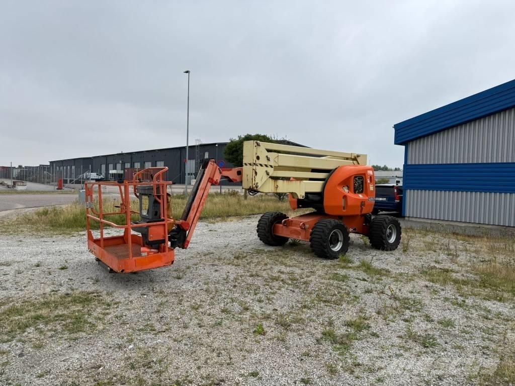 JLG 450 AJ Karos emelők