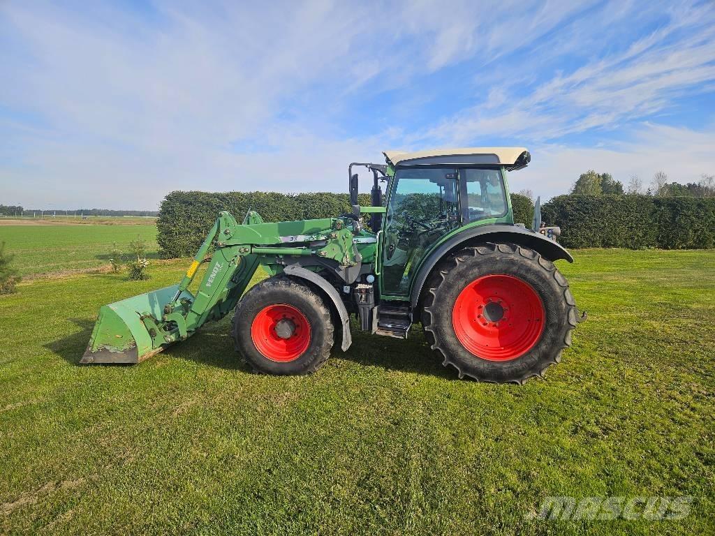 Fendt 211 Vario Traktorok