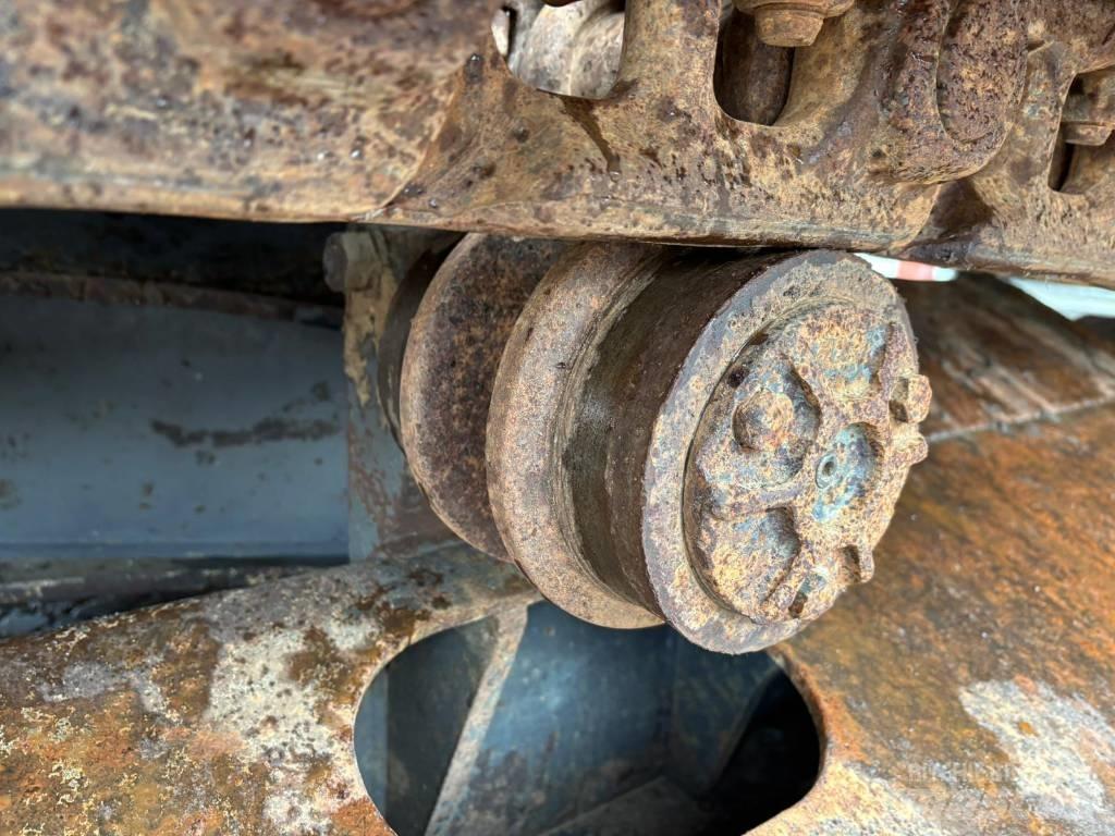 Hyundai 290BLC Lánctalpas kotrók