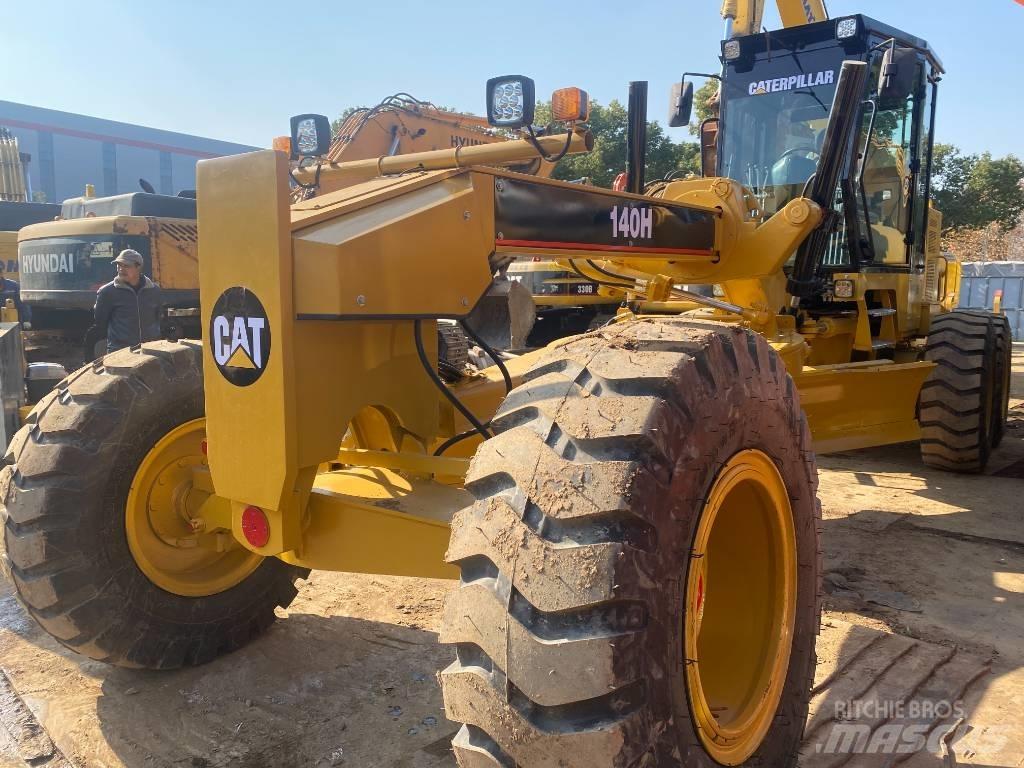 CAT 140 H Gréderek