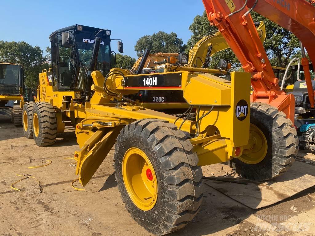 CAT 140 H Gréderek