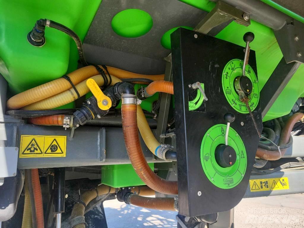 Tecnoma Laser 4240 Önjáró trágyaszórók