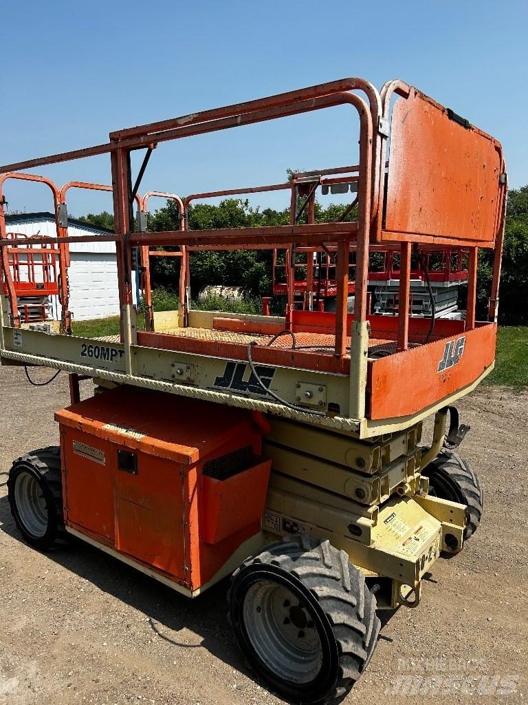 JLG 260 MRT Ollós emelők