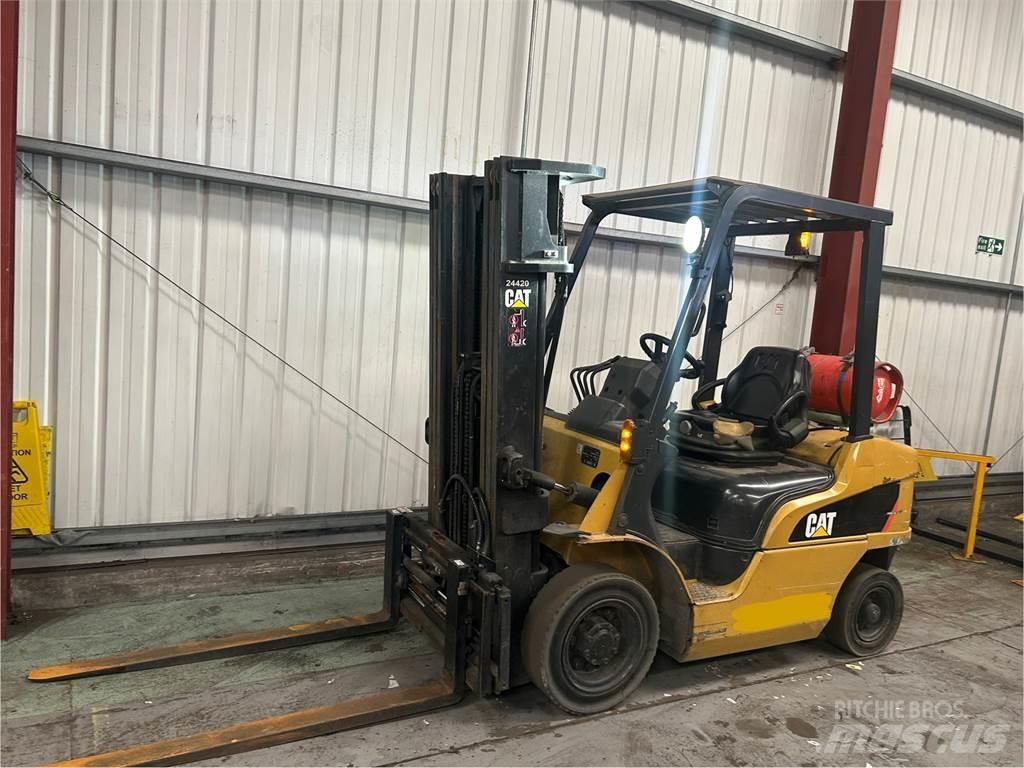 CAT GP25NT Gázüzemű targoncák