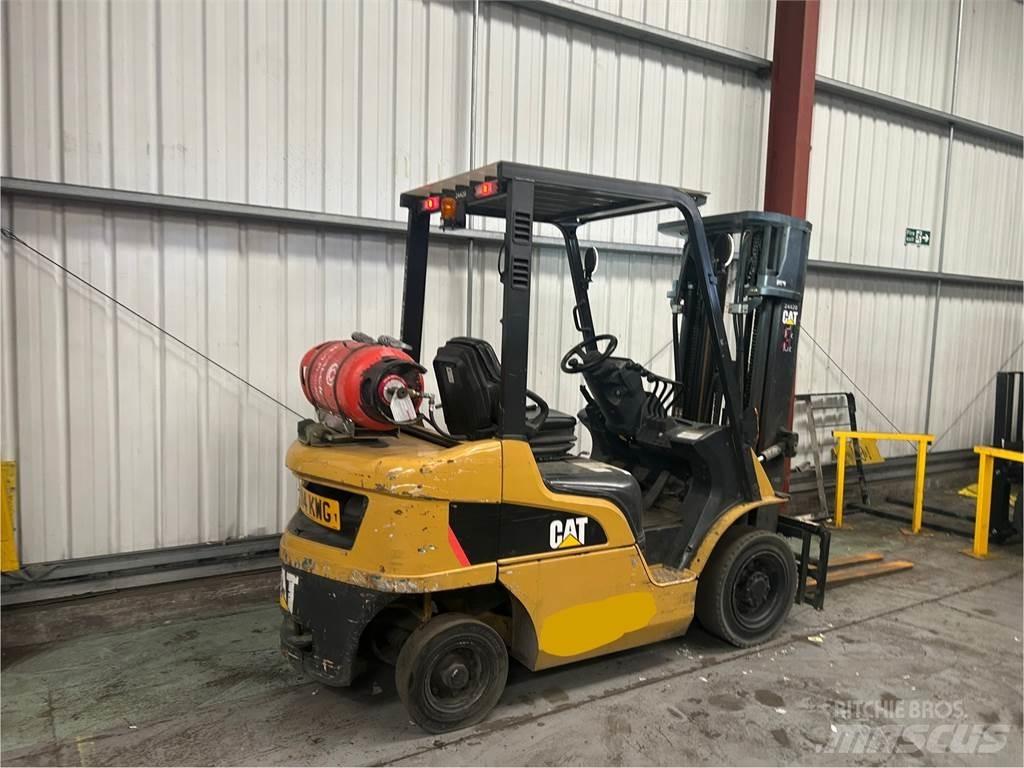 CAT GP25NT Gázüzemű targoncák