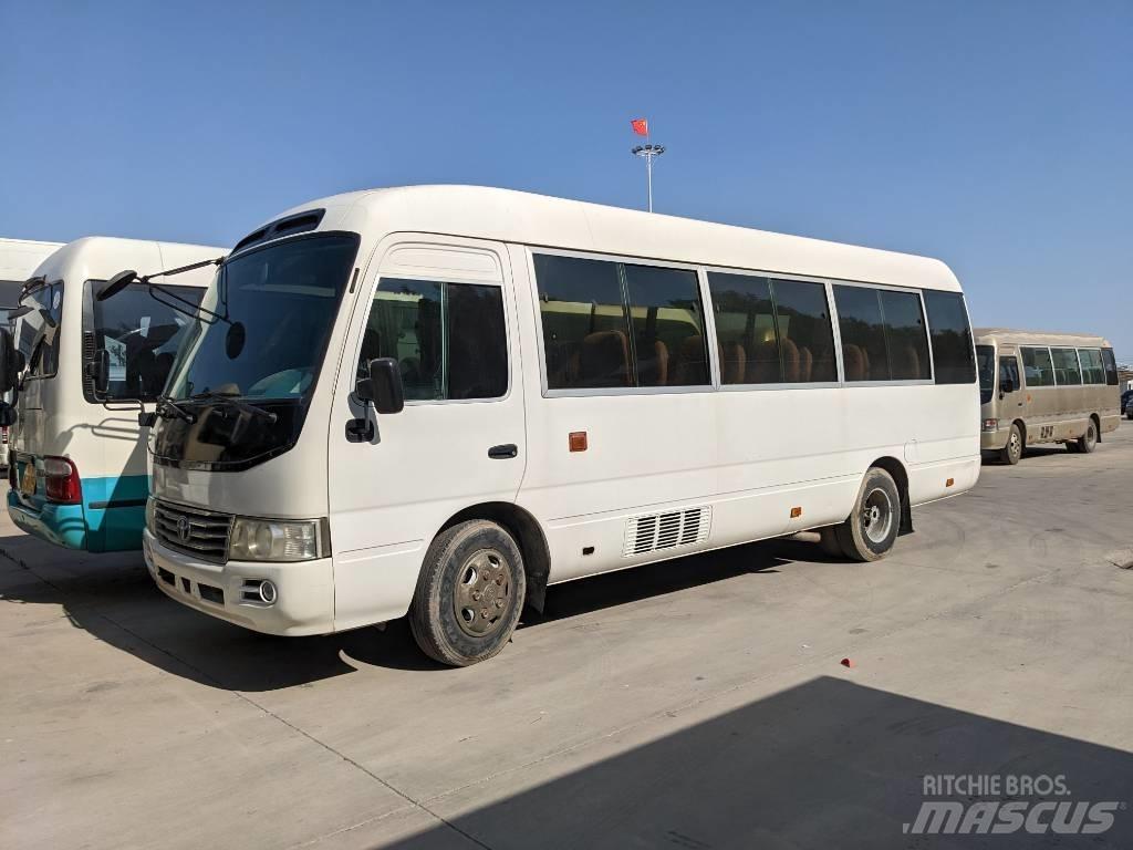 Toyota Coaster Bus Mini buszok