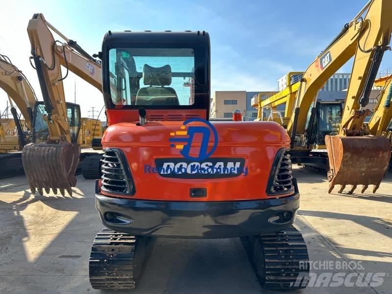 Doosan DX 60 Mini kotrók < 7t