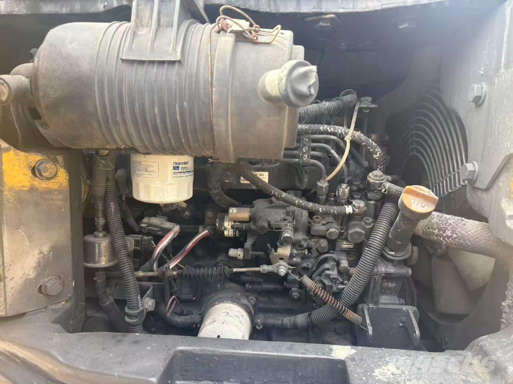 Komatsu PC 50 MR-3 Mini kotrók < 7t