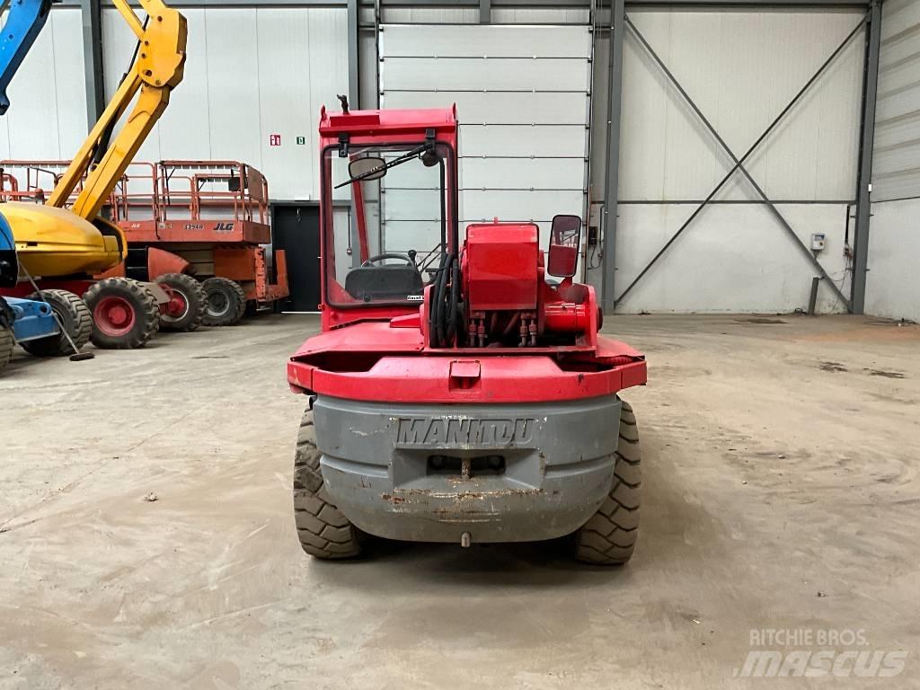 Manitou BT 420 Teleszkópos rakodók