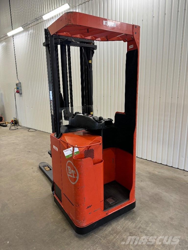 Toyota SSE160 Elektromos gyalogkíséretű targoncák