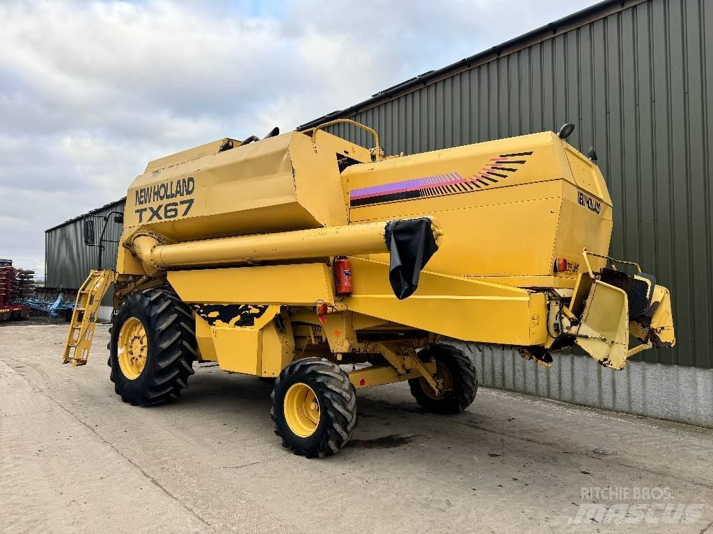 New Holland TX 67 Kombájnok