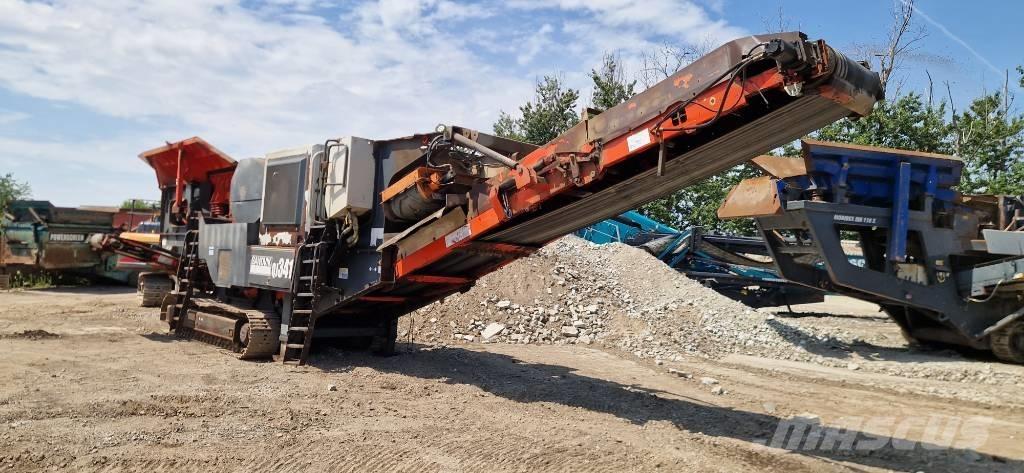 Sandvik QJ 341 Mobil törőgépek