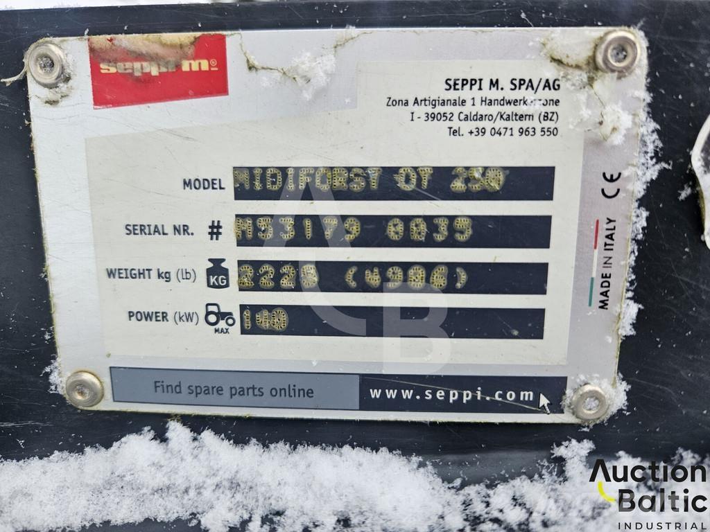  Midiforst DT500 Egyéb szálastakarmányozási gépek