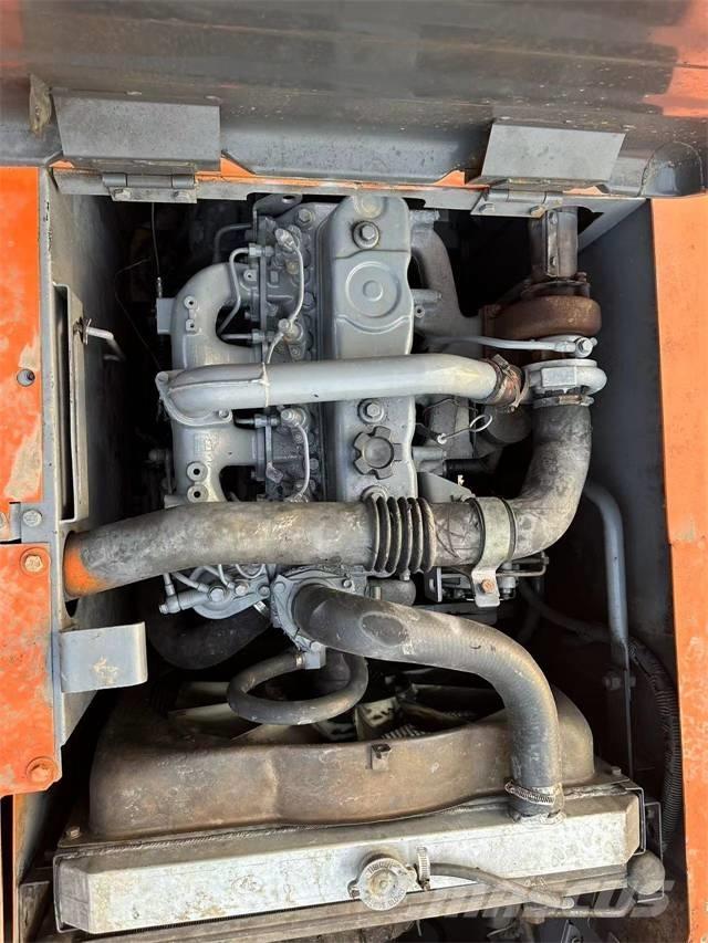 Hitachi EX120 Lánctalpas kotrók