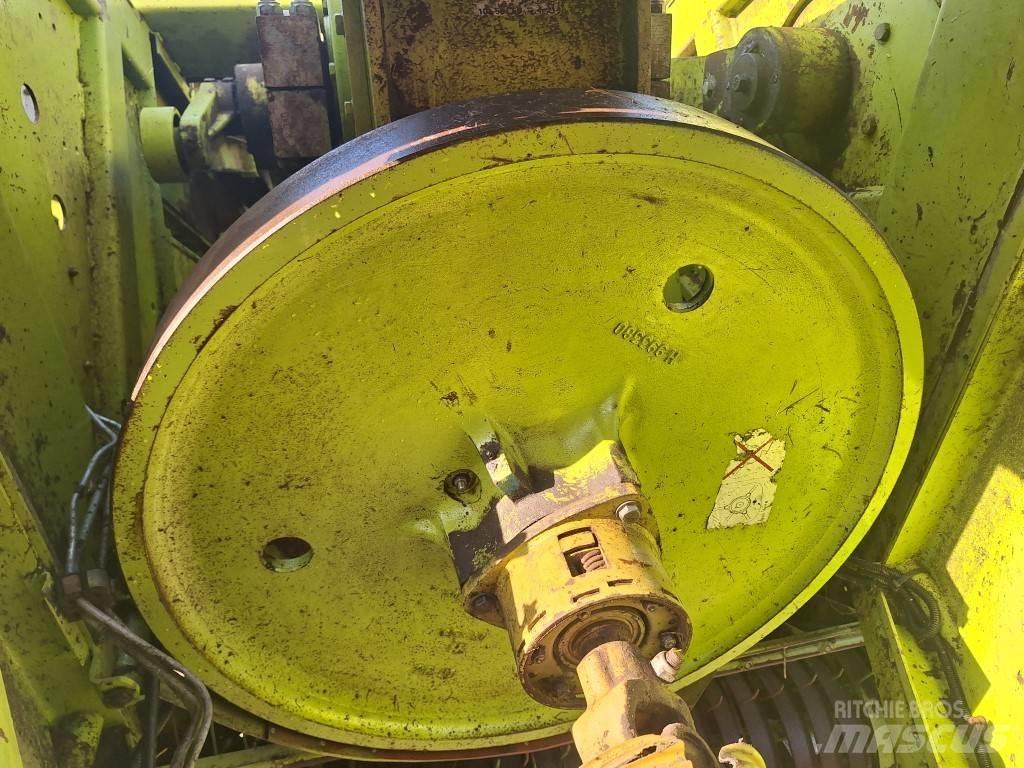 CLAAS Quadrant 1200 Szögletes bálázók