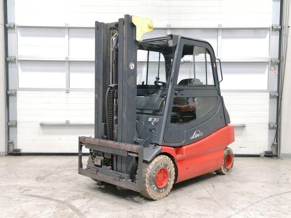 Linde E30-03 Elektromos targoncák