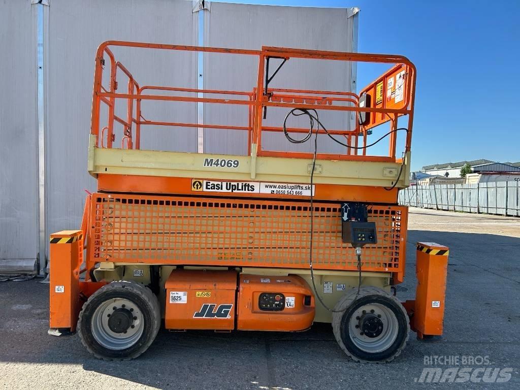 JLG 4069 Ollós emelők