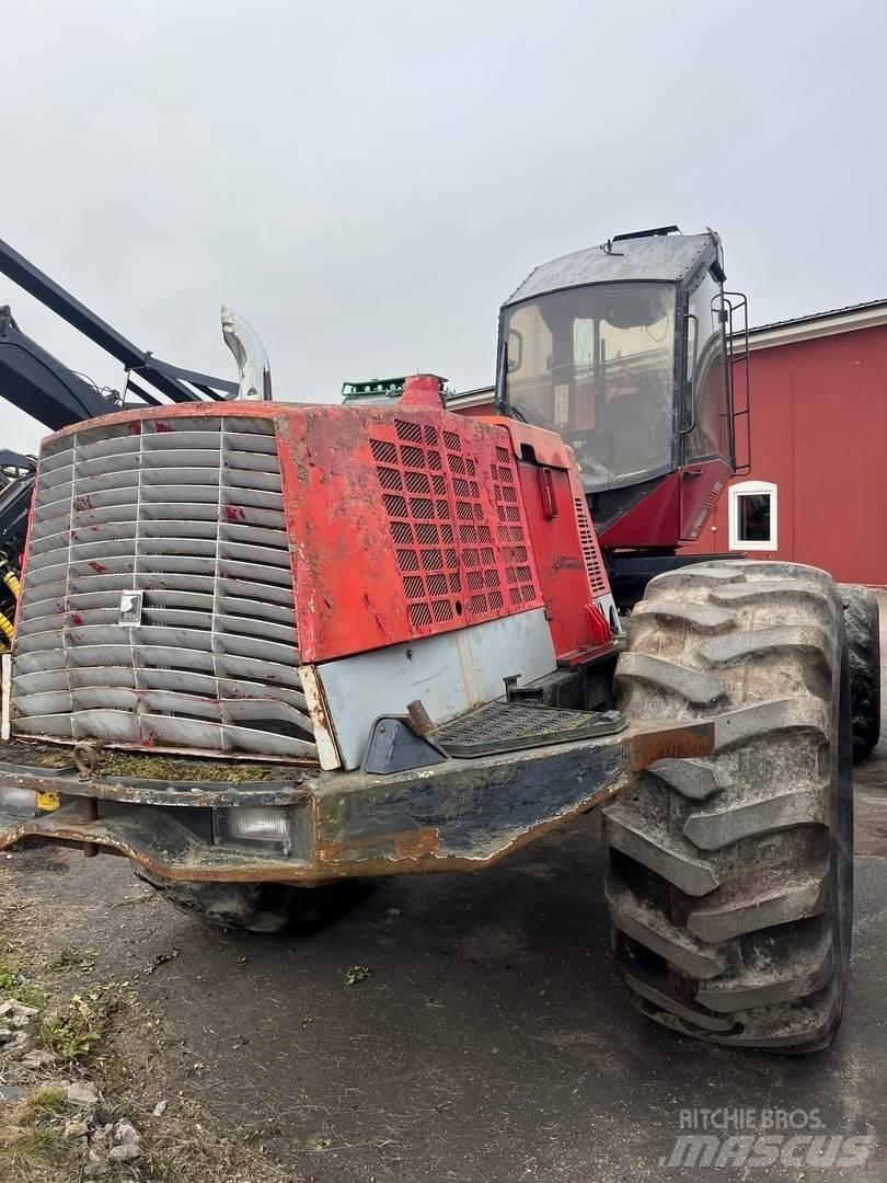 Valmet 921 Betakarítók