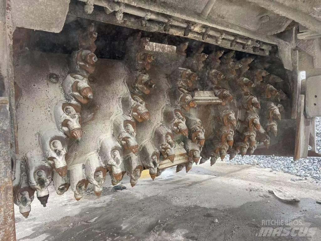 Wirtgen W2000 Aszfalt marók