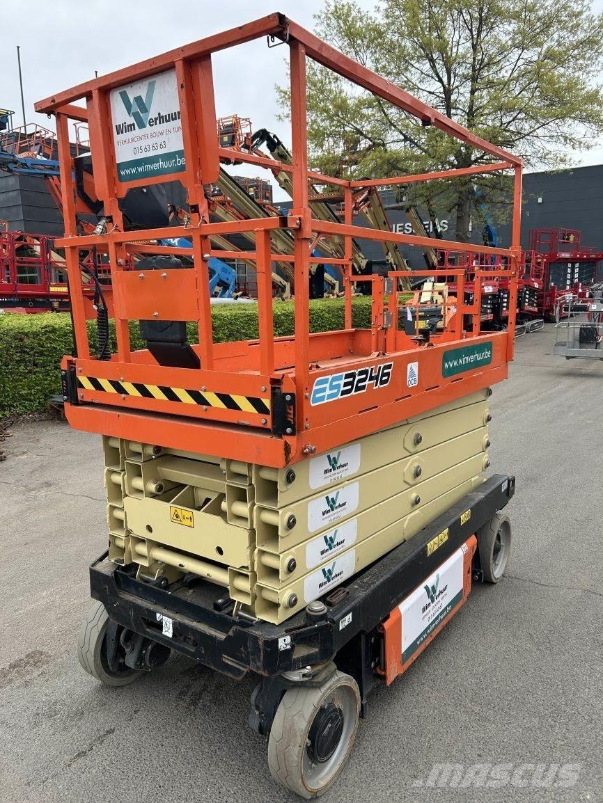 JLG 3246ES (6778) Ollós emelők