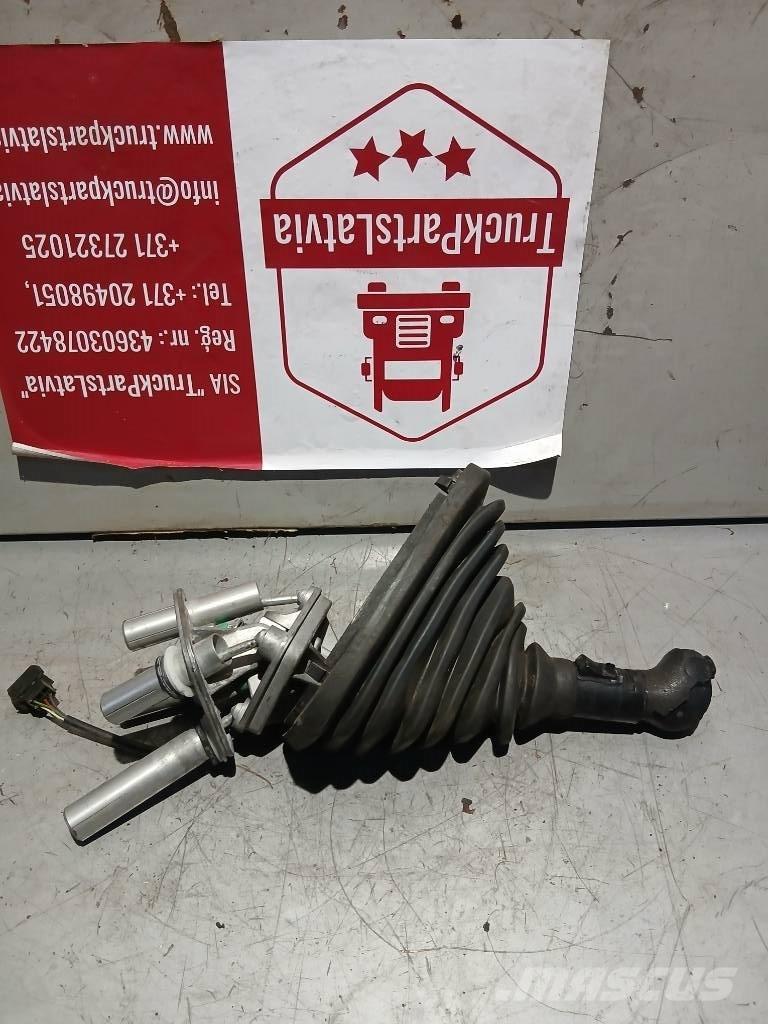 MAN TGA     81326056111 Vezetőfülke és belső tartozékok