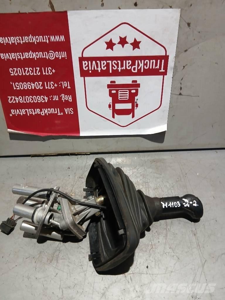 MAN TGA     81326056111 Vezetőfülke és belső tartozékok