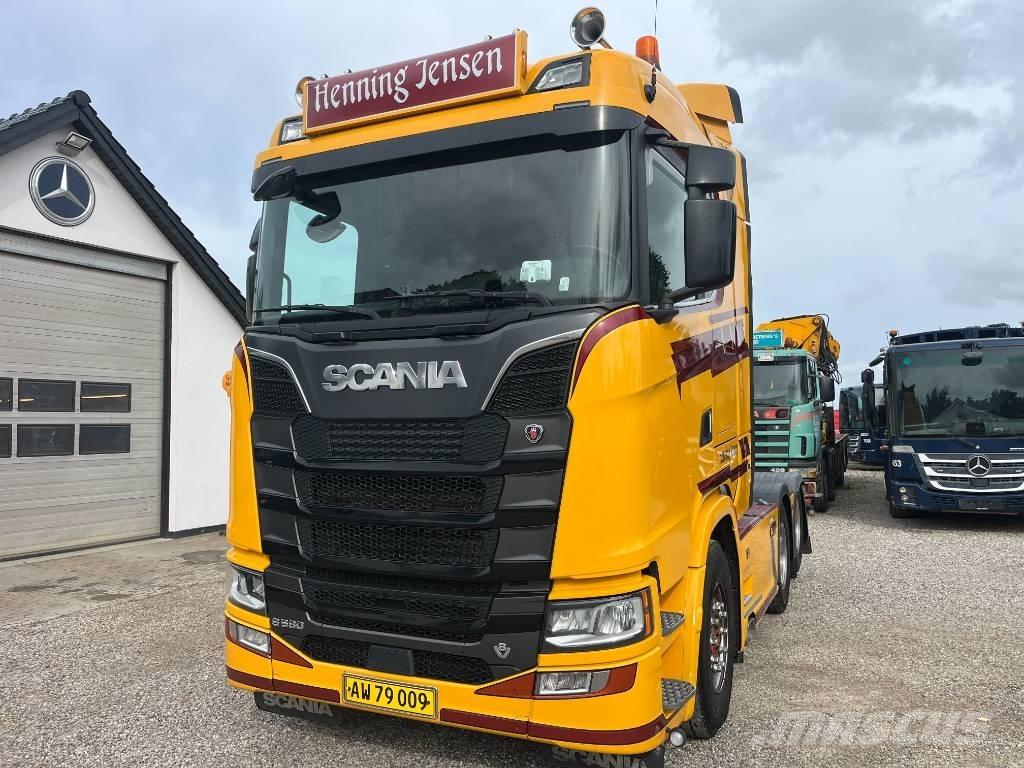 Scania S 580 V8 Nyergesvontatók