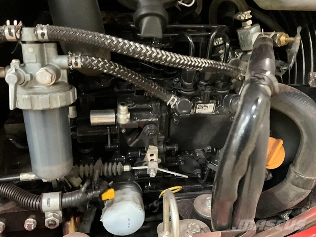 Takeuchi TB 216 Mini kotrók < 7t