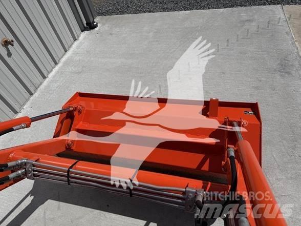 Kubota B7800 Traktorok