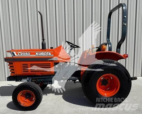 Kubota L2050 Traktorok