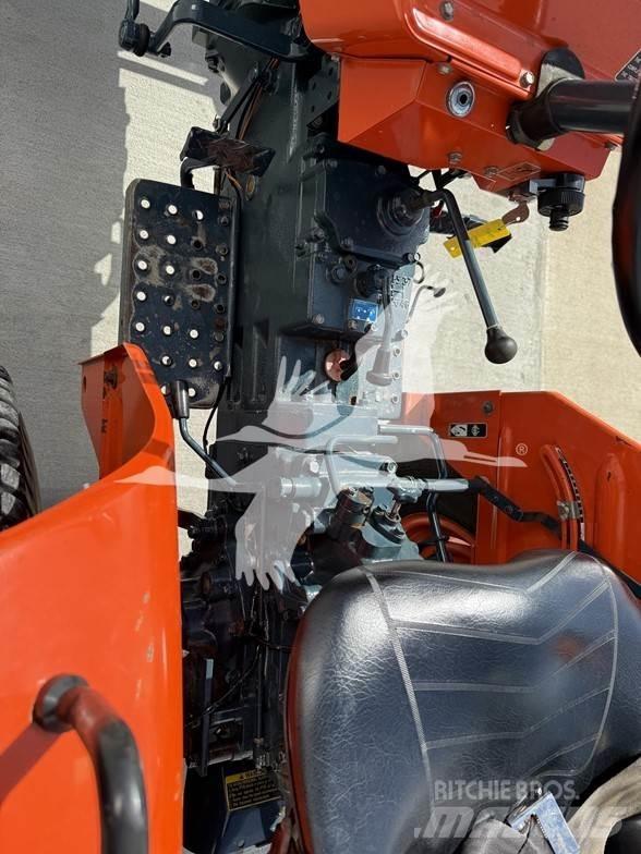 Kubota L2050 Traktorok