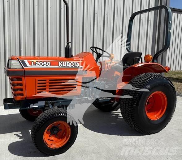 Kubota L2050 Traktorok