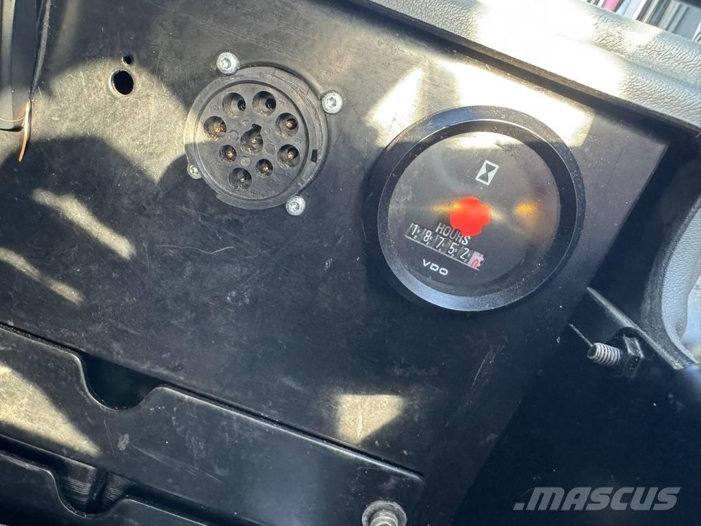 John Deere 1010 E Kihordók