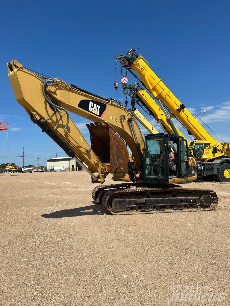 CAT 320 D L Lánctalpas kotrók