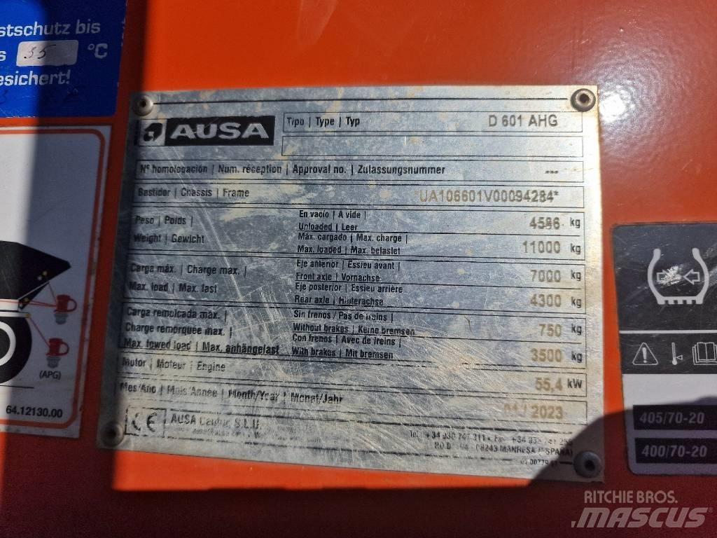 Ausa D601AHG Csuklósdömperek